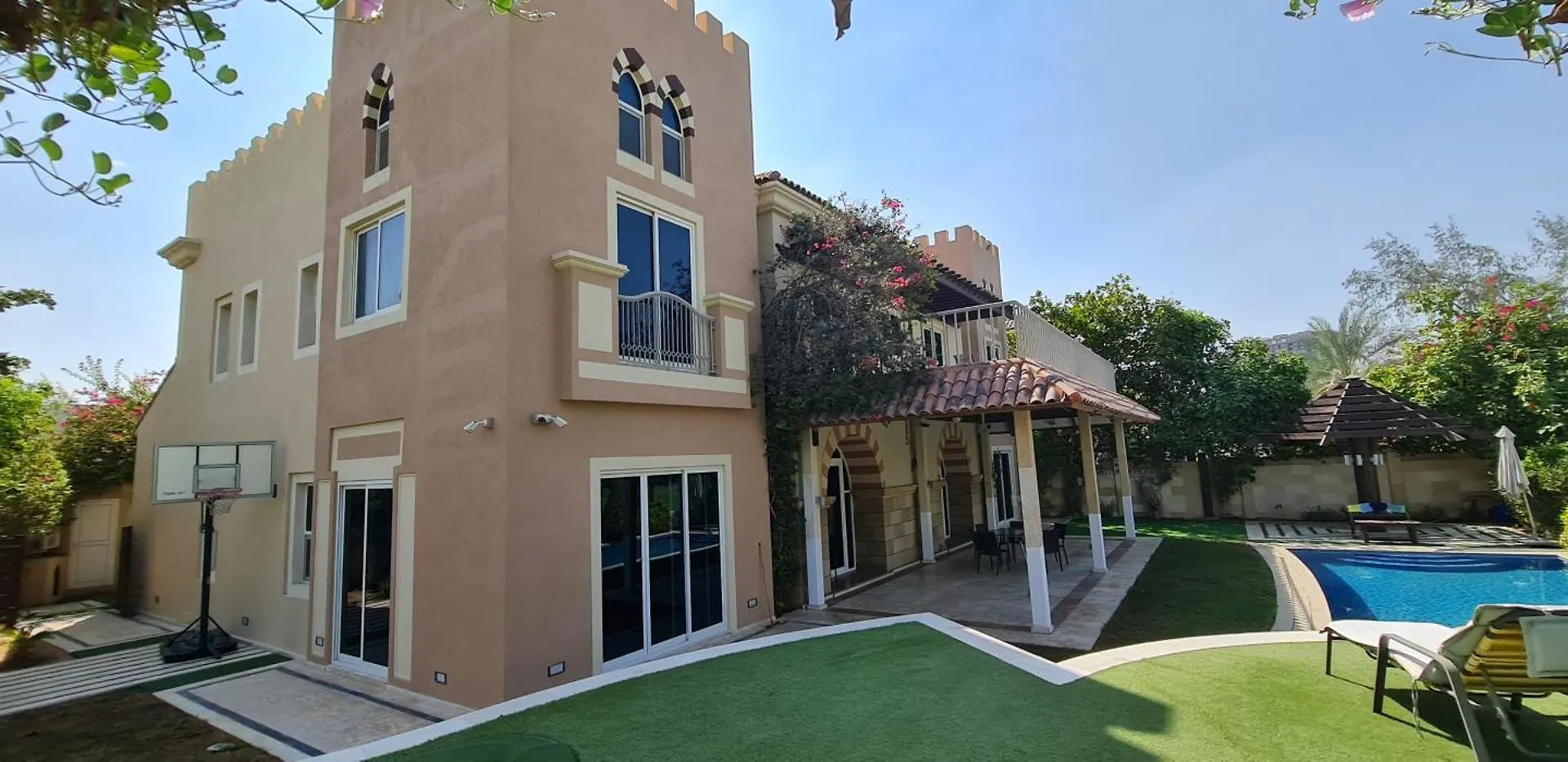 Victory Heights Villa Dubai